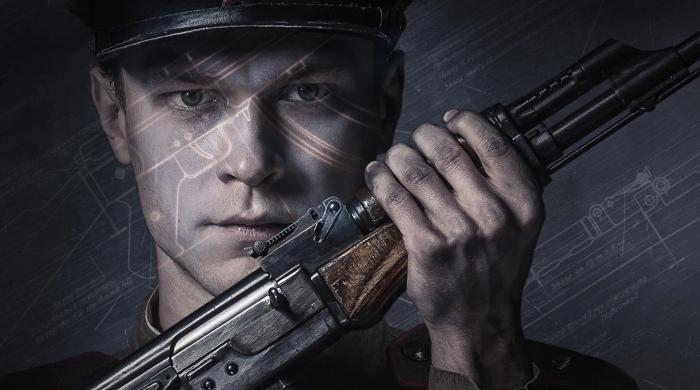 영화는 AK-47이 1949년 소련군의 제식소총으로 최종 채택되기까지 8년을 조명한다. 사진=배급사 제공