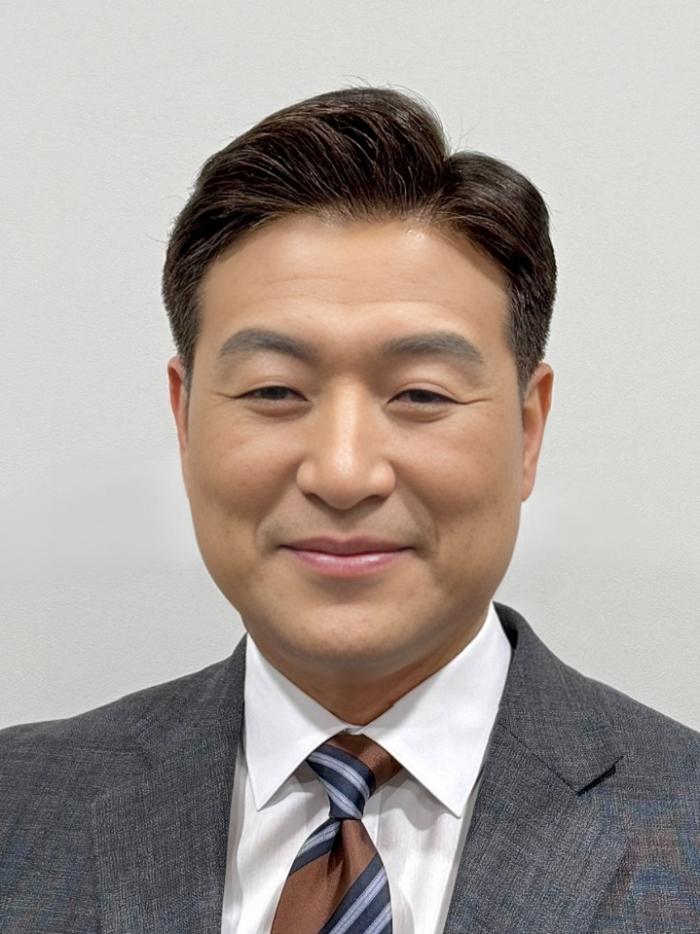최진봉 성공회대학교 미디어콘텐츠학부 교수