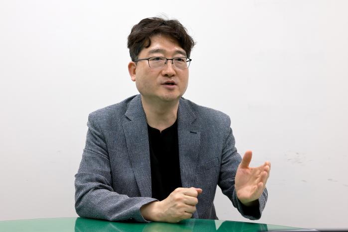 마영렬 국가보훈부 제대군인일자리과장이 지난 10일 국방일보 청사에서 인터뷰하고 있다.