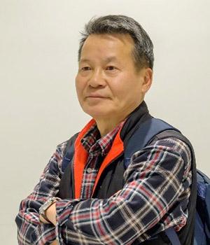 필자 최보기 북칼럼니스트는 서평가이자 작가로 ‘책글문화네트워크’ 대표를 맡고 있다. 『공무원 글쓰기』 저자로 ‘공무원·공공기관 문서 글쓰기’ ‘독서와 긍정의 힘’ 등에 대해 강의하고 있다.